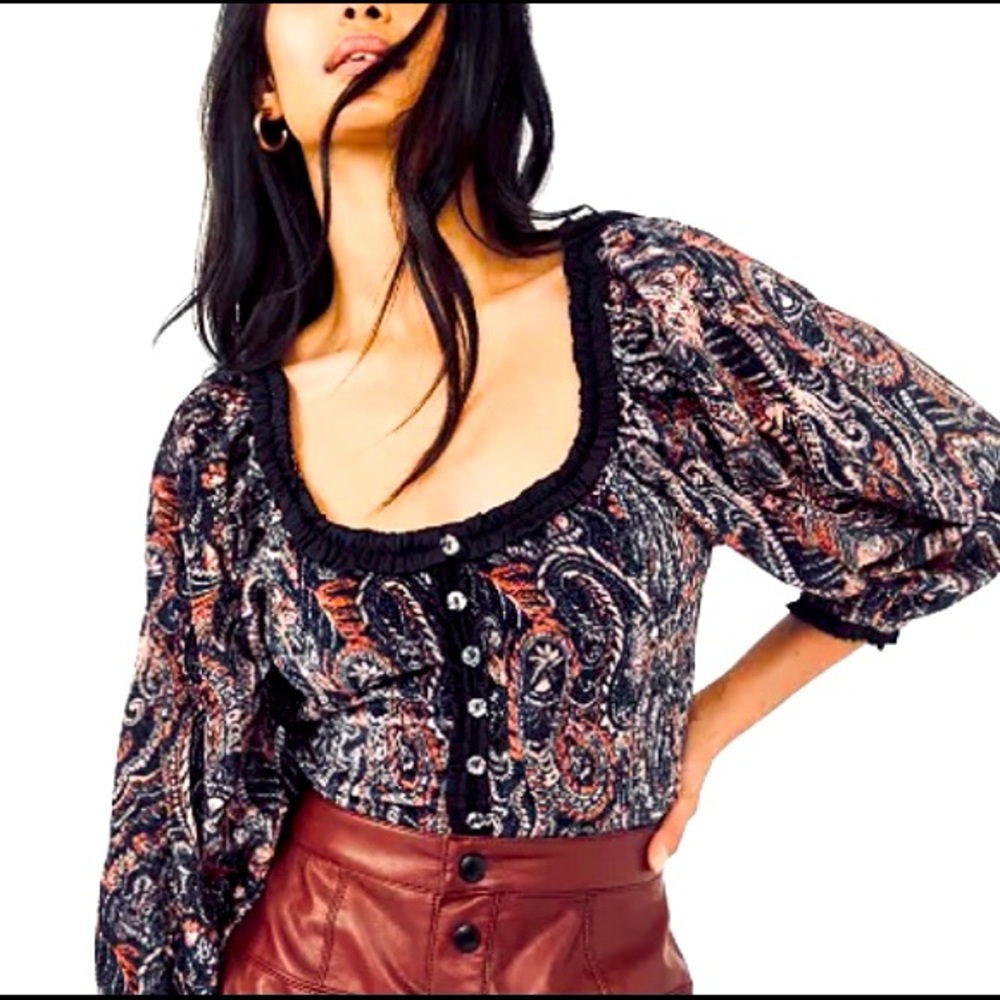 Gorgeous Free people NWT velvet top size small